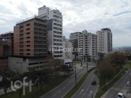 Image 34 - 886986