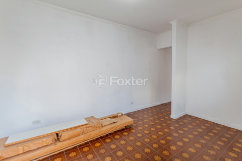 Image 35 - 887300
