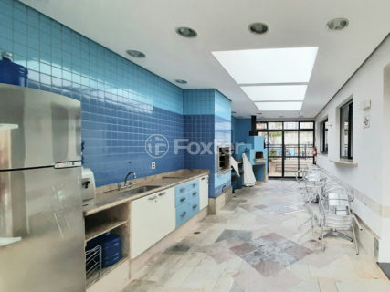 Image 35 - 887662