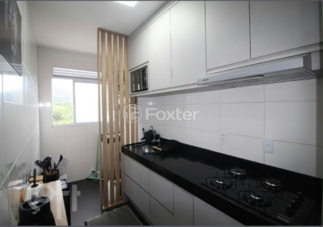Image 4 - 887851