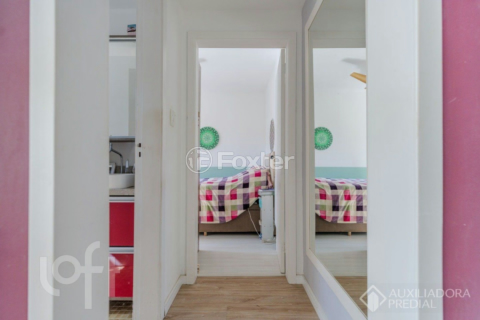 Image 23 - 887904