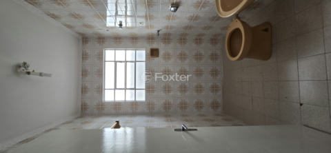 Image 26 - 887997