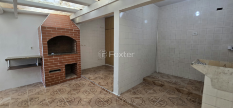 Image 37 - 887997