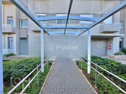 Image 34 - 888002