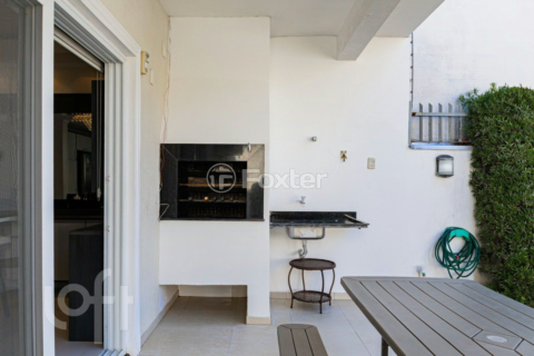 Image 36 - 888108