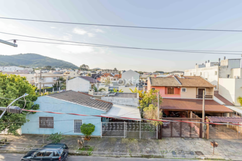 Image 32 - 888235