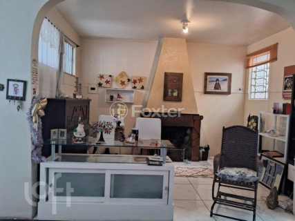 Image 33 - 888395