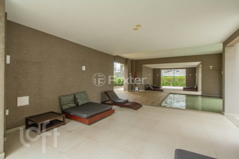Image 33 - 888566