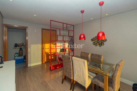 Image 7 - 889014