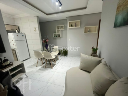 Image 22 - 889327