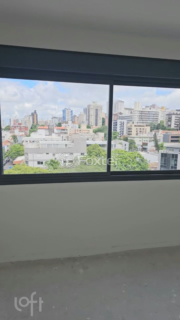 Image 21 - 889566