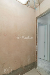 Image 32 - 890061