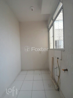 Image 1 - 890823