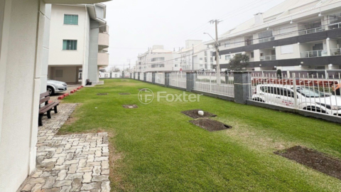 Image 32 - 890936