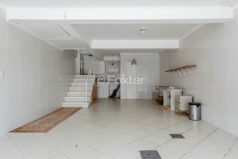 Image 34 - 891649