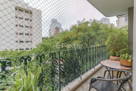 Image 30 - 892404