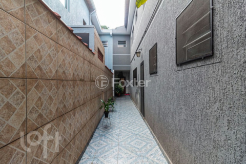 Image 33 - 892501