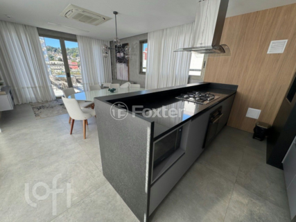 Image 32 - 892777