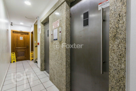 Image 23 - 892832