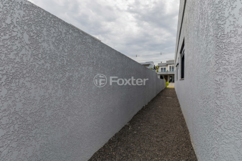 Image 28 - 893156