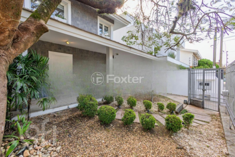 Image 31 - 893651