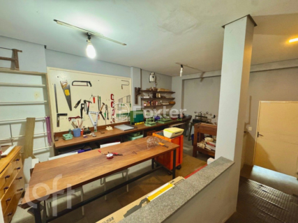 Image 31 - 893873