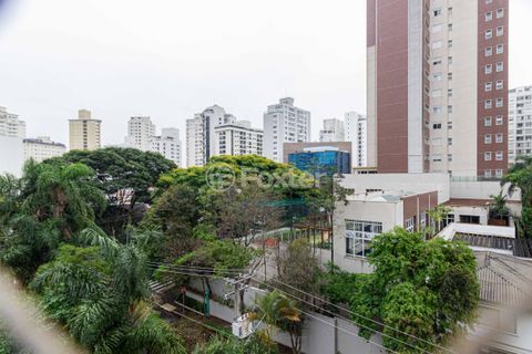 Image 27 - 893969