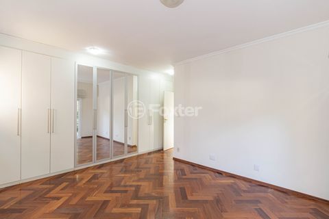 Image 33 - 894155