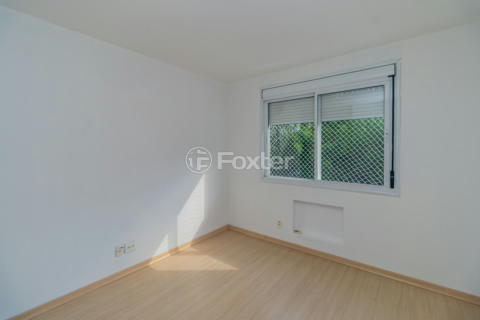 Image 27 - 894317