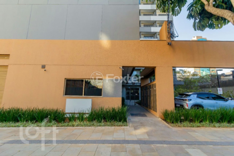 Image 45 - 894672