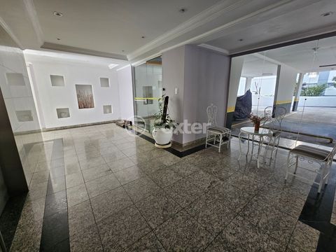 Image 20 - 894764