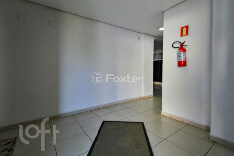 Image 23 - 895177
