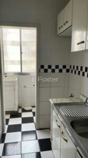 Image 21 - 895510