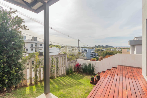 Image 36 - 895521