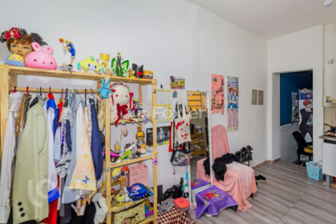 Image 34 - 896075
