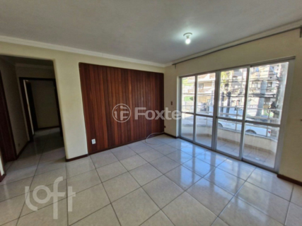 Image 31 - 896232