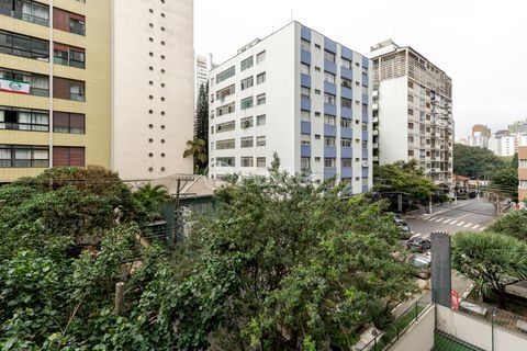 Image 25 - 896291