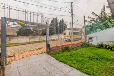 Image 61 - 896402
