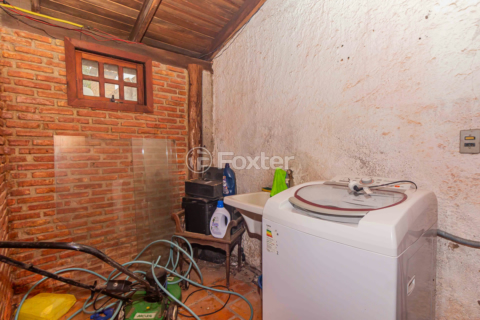 Image 47 - 896402