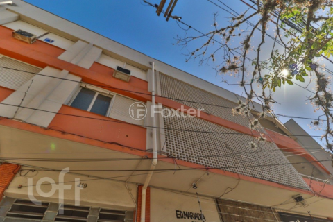 Image 34 - 896612