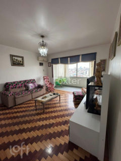 Image 31 - 896636