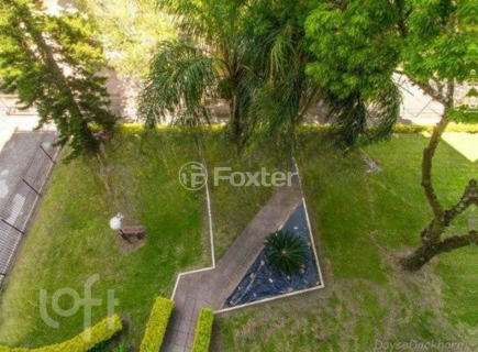 Image 25 - 896705