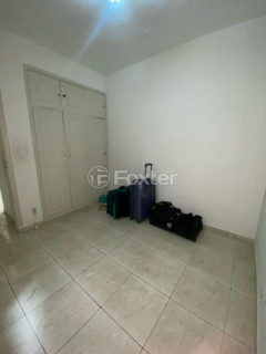 Image 32 - 897235