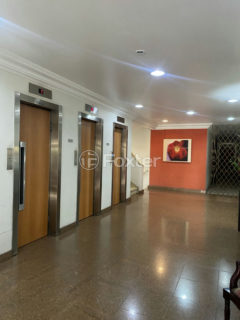 Image 42 - 897235