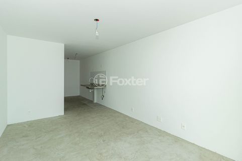 Image 21 - 897284
