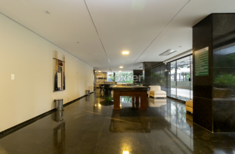 Image 35 - 897326
