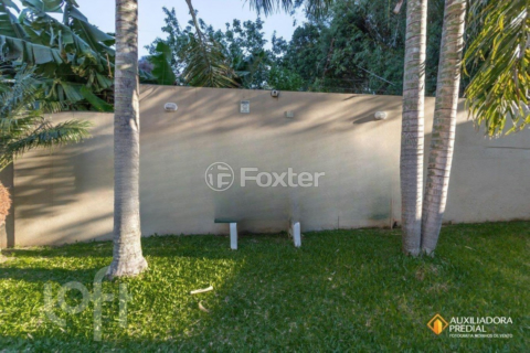 Image 35 - 897432