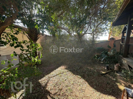 Image 29 - 897575