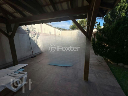 Image 34 - 897575