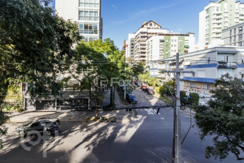 Image 8 - 897625